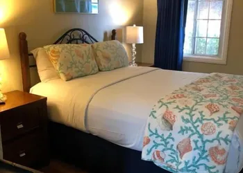 Rest Haven Motel hotel thumbnail 5