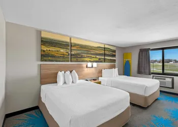 Days Inn & Suites by Wyndham Des Moines Airport hotel thumbnail 8
