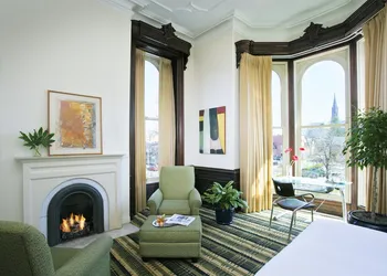 The Mansion On Delaware Ave hotel thumbnail 5