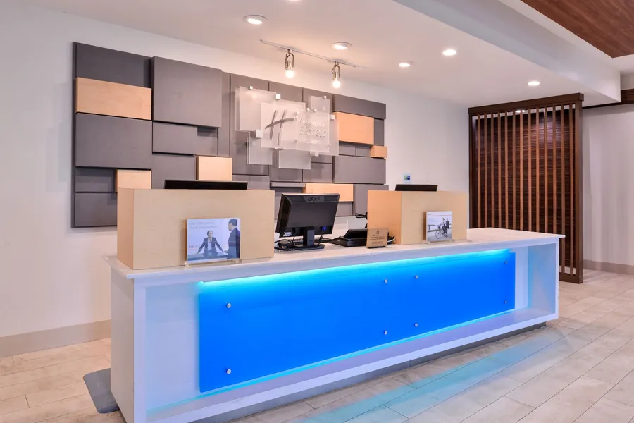 Holiday Inn Express New Orleans - Arts District by IHG hotel detail image 2