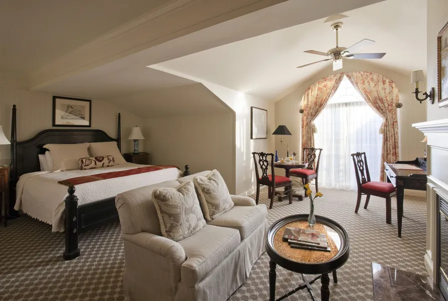 Saybrook Point Resort & Marina hotel detail image 6