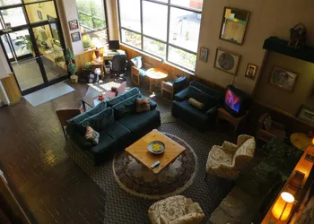 Americourt Hotel hotel thumbnail 7