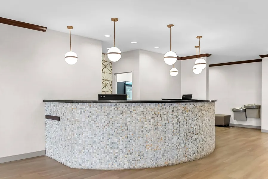 Comfort Suites Simpsonville - Greenville hotel detail image 2
