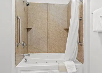 Comfort Suites Simpsonville - Greenville hotel thumbnail 7