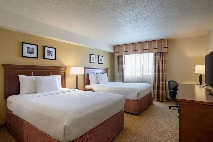 Travelodge Suites by Wyndham Regina / Eastgate Bay hotel detail image 6