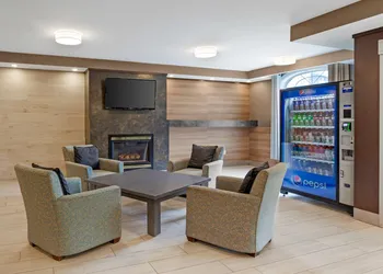 Quality Inn and Suites Oakville-Mississauga hotel thumbnail 3