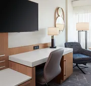 Delta Hotels by Marriott Calgary Airport In-Terminal hotel detail image 7