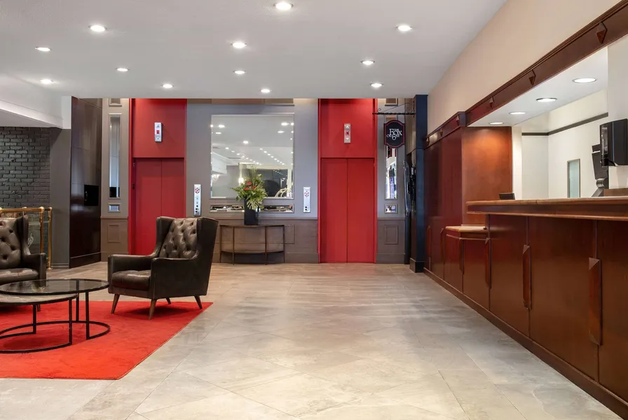 Ramada Plaza by Wyndham Calgary Downtown hotel detail image 2