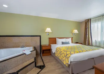 Baymont by Wyndham Tehachapi hotel thumbnail 6