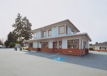 2400 Motel hotel thumbnail 2