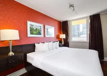 Town Inn Suites Hotel hotel thumbnail 6