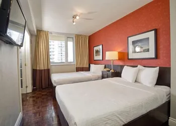 Town Inn Suites Hotel hotel thumbnail 7