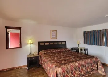 Daniel's Motel hotel thumbnail 2