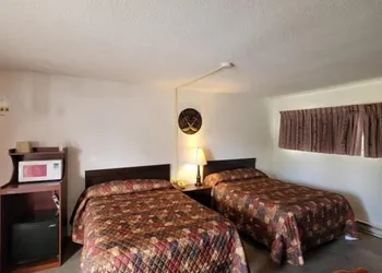 Daniel's Motel hotel thumbnail 6