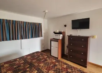 Daniel's Motel hotel thumbnail 7
