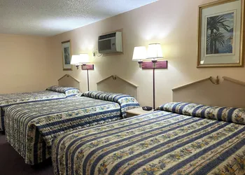 Seminole Inn hotel thumbnail 4