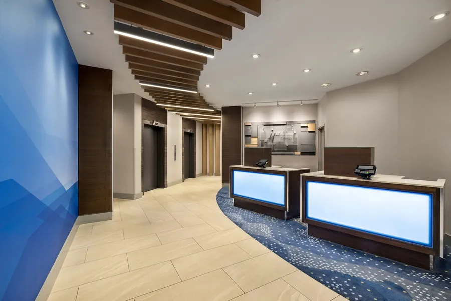 Holiday Inn Express Vancouver-Metrotown (Burnaby) by IHG hotel detail image 2