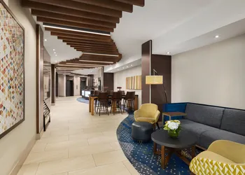 Holiday Inn Express Vancouver-Metrotown (Burnaby) by IHG hotel thumbnail 3