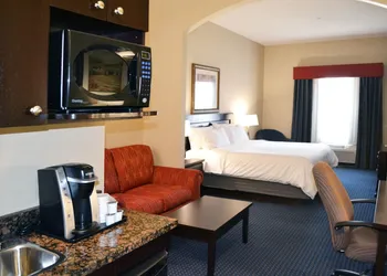 Holiday Inn Express Hotel & Suites Edson by IHG hotel thumbnail 7