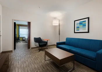 Holiday Inn Express & Suites Grande Prairie by IHG hotel thumbnail 4