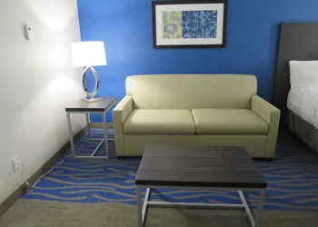 Holiday Inn Hotel & Suites Regina by IHG hotel thumbnail 5