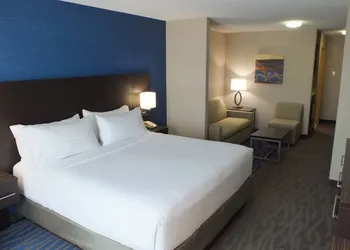 Holiday Inn Hotel & Suites Regina by IHG hotel thumbnail 7