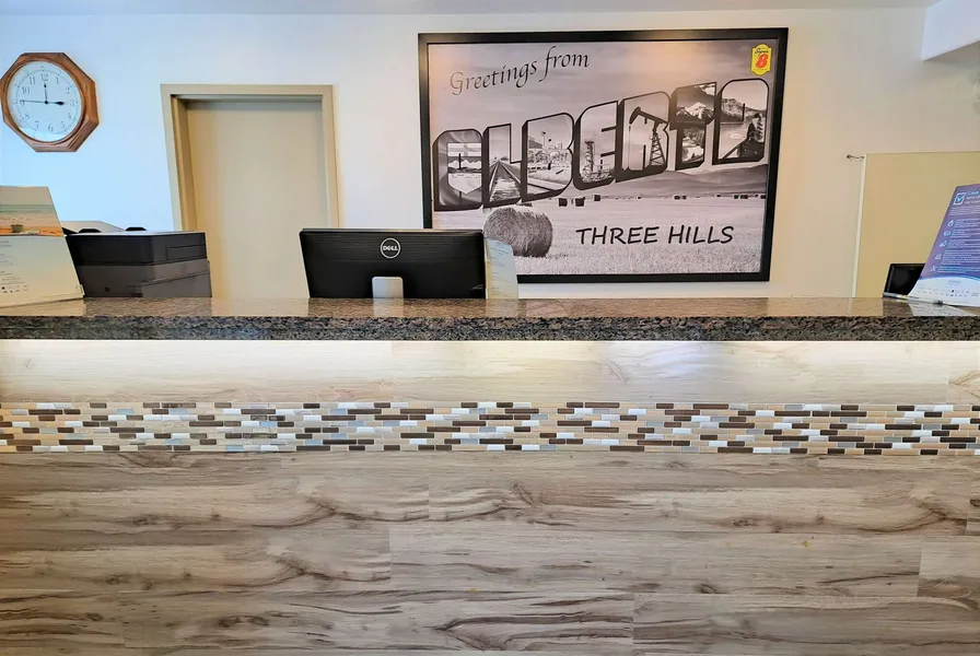 Super 8 by Wyndham Three Hills AB hotel detail image 2
