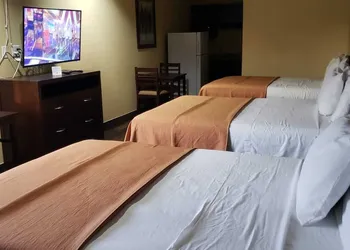 Highlands Suites hotel thumbnail 3