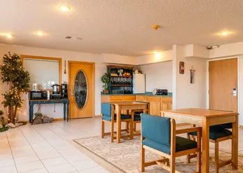 HomeTown Inn By OYO Texhoma, OK hotel thumbnail 5