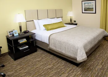 Candlewood Suites Cut Off by IHG hotel thumbnail 4