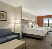 Holiday Inn Express & Suites Mt. Pleasant by IHG hotel detail image 3