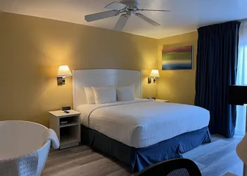 Monterey Bay Lodge hotel thumbnail 8