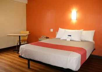 Motel 6 Warwick, RI - Providence Airport - I-95 hotel thumbnail 6