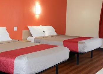 Motel 6 Warwick, RI - Providence Airport - I-95 hotel thumbnail 7