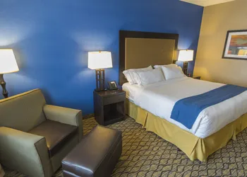 Holiday Inn Express & Suites Thunder Bay by IHG hotel thumbnail 6