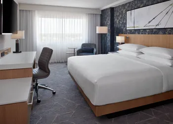 Delta Hotels by Marriott Saskatoon Downtown hotel thumbnail 6