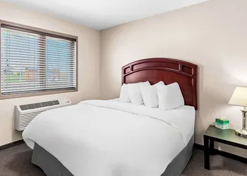 SureStay Hotel by Best Western Bassano hotel thumbnail 8