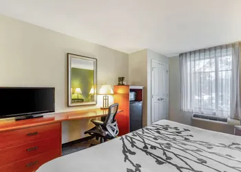 Sleep Inn & Suites Jacksonville West hotel thumbnail 8