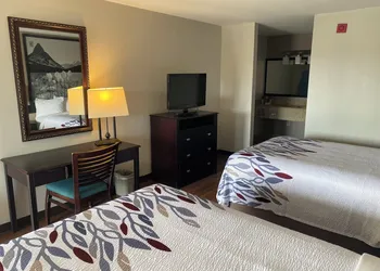 Red Roof Inn Savannah North I-95 – Port Wentworth hotel thumbnail 6
