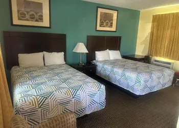 Tropical Palm Motel hotel thumbnail 2