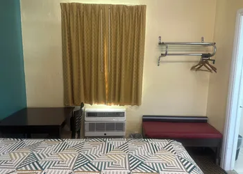 Tropical Palm Motel hotel thumbnail 4