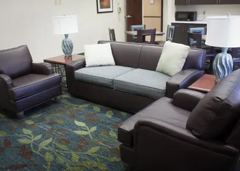 Candlewood Suites Youngstown W I-80 Niles Area by IHG hotel thumbnail 4