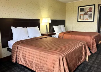 Travelodge by Wyndham Seymour hotel thumbnail 4