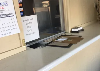 La Motel hotel thumbnail 2