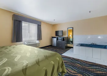 Equality Inn hotel thumbnail 5