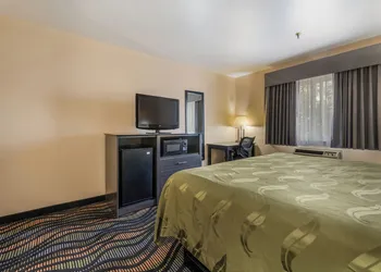 Equality Inn hotel thumbnail 6