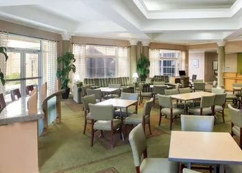 La Quinta Inn & Suites by Wyndham Austin Southwest hotel thumbnail 3