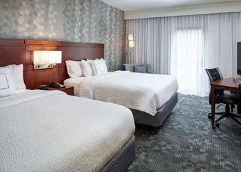 Sonesta Select Milwaukee Brookfield hotel thumbnail 5