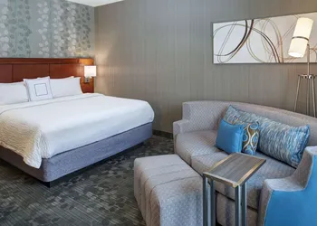 Sonesta Select Milwaukee Brookfield hotel thumbnail 7