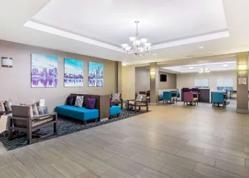 La Quinta Inn & Suites by Wyndham Fultondale Birmingham N hotel thumbnail 3